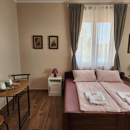 Roomsapartments Popcourt Pančevo Exteriér fotografie