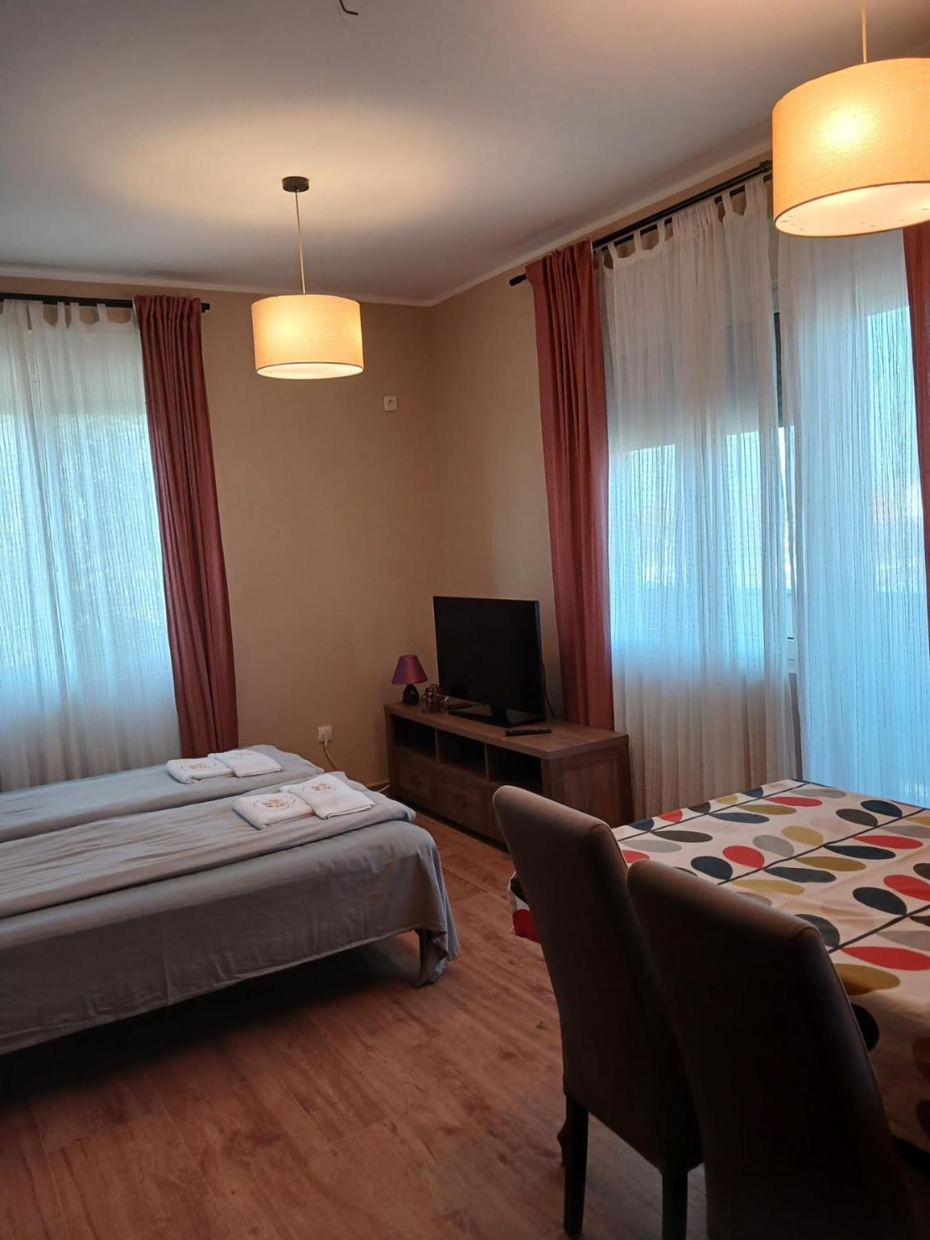 Roomsapartments Popcourt Pančevo Exteriér fotografie